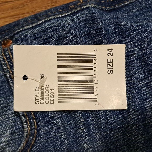 Kensie Effortless Ankle Mid Rise Narrow Leg Jeans. Size 00/24 NWT - Picture 5 of 9